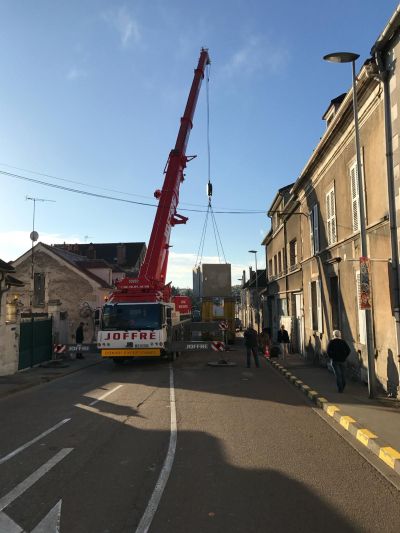 Pose d'une cuve de récupération des eaux de pluie - Rousselat Travaux Publics